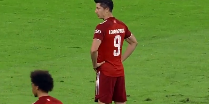 Lewandowski się nie zatrzymuje. Wilki też trafił (VIDEO)